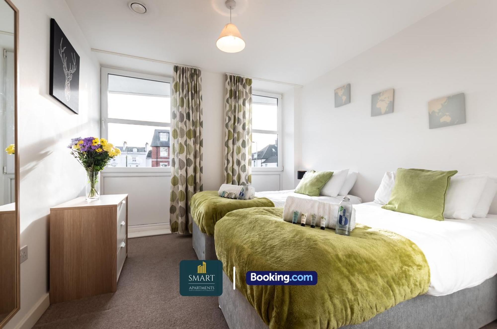 Spacious City Center Apartment By Smart Apartments Short Lets & Serviced Accommodation Apartment Southampton With Free Wifi Extérieur photo