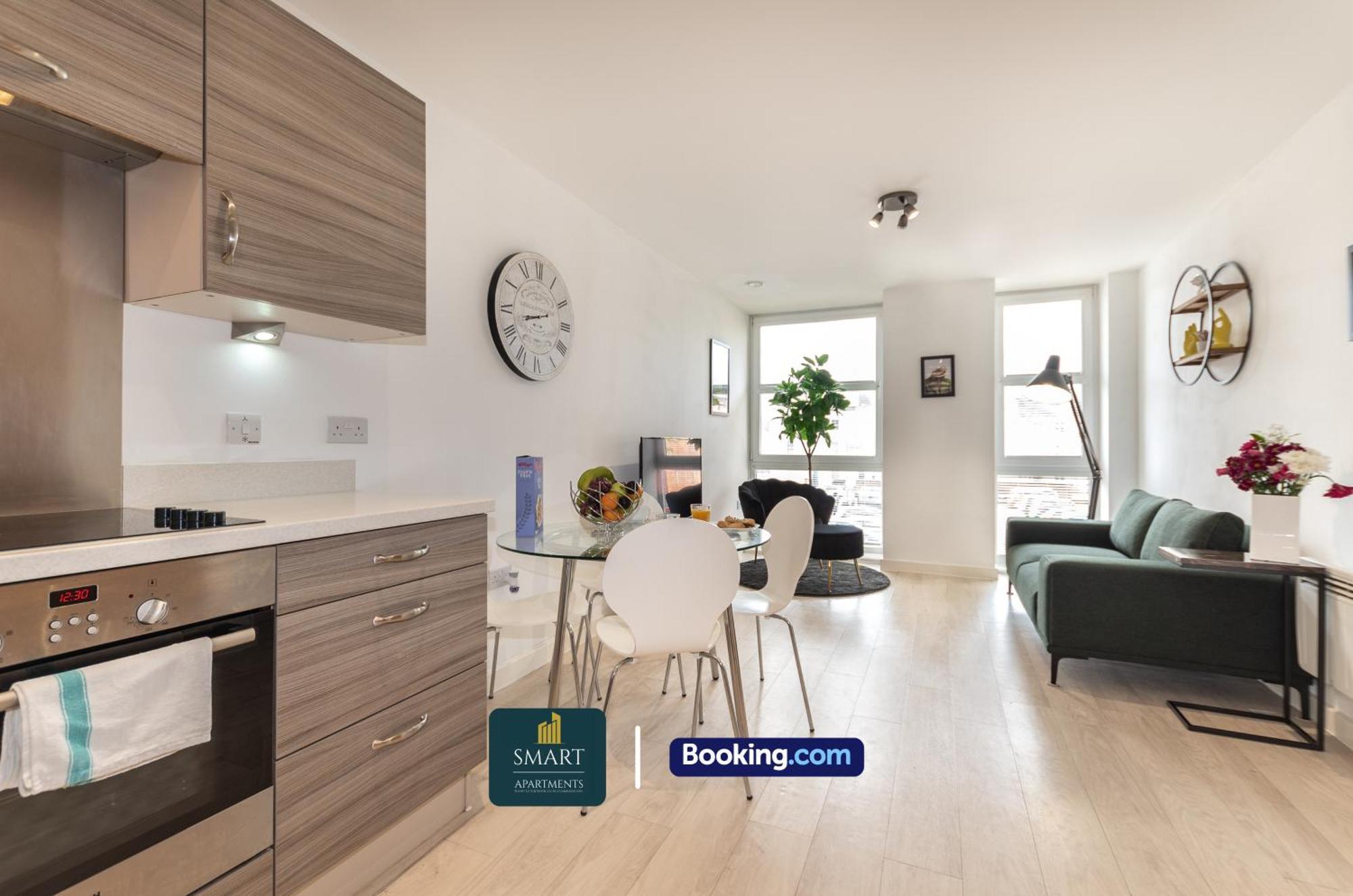 Spacious City Center Apartment By Smart Apartments Short Lets & Serviced Accommodation Apartment Southampton With Free Wifi Extérieur photo