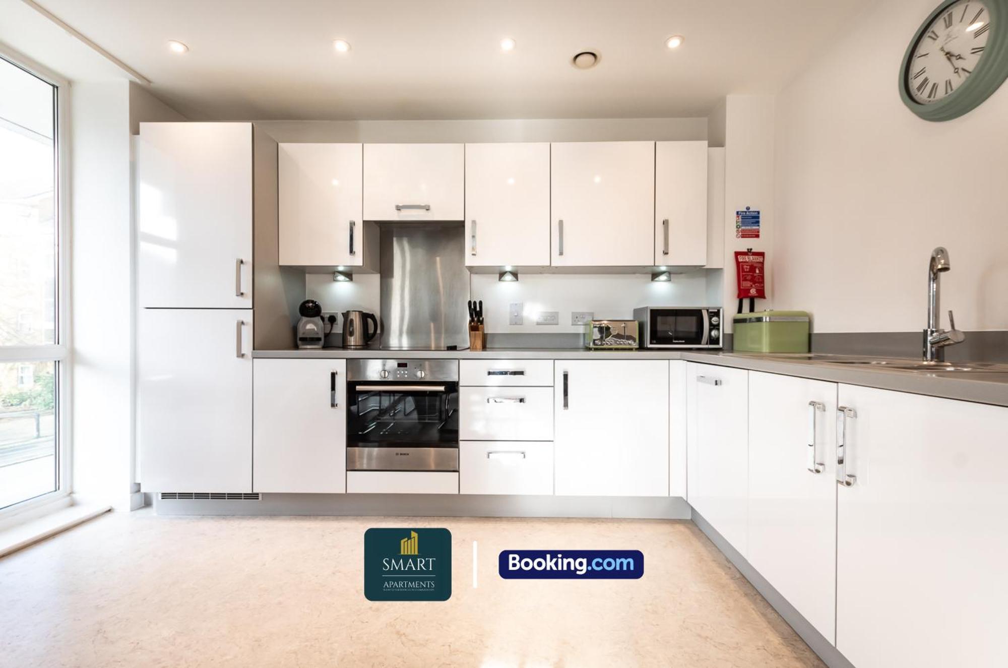 Spacious City Center Apartment By Smart Apartments Short Lets & Serviced Accommodation Apartment Southampton With Free Wifi Extérieur photo