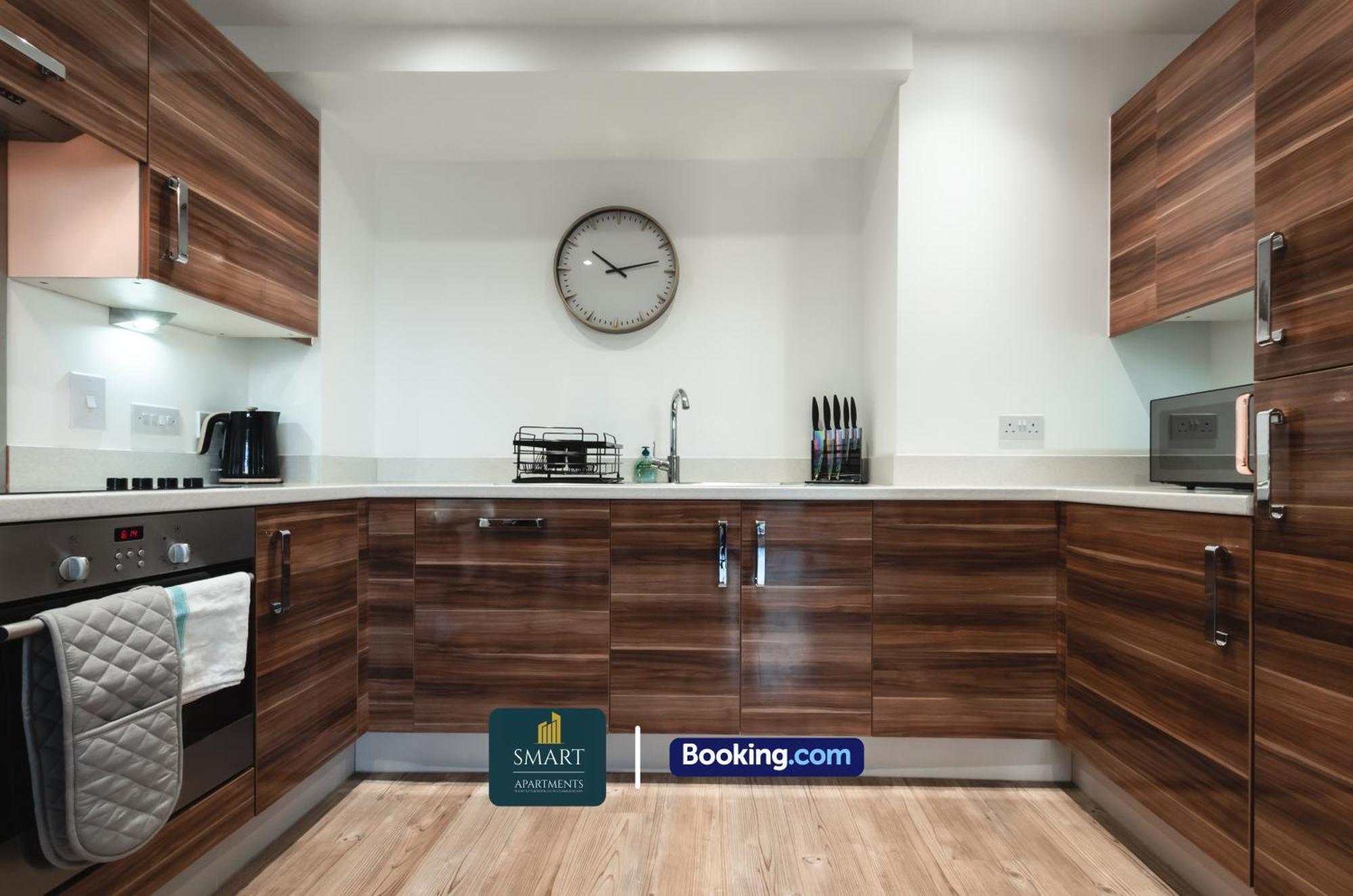 Spacious City Center Apartment By Smart Apartments Short Lets & Serviced Accommodation Apartment Southampton With Free Wifi Extérieur photo